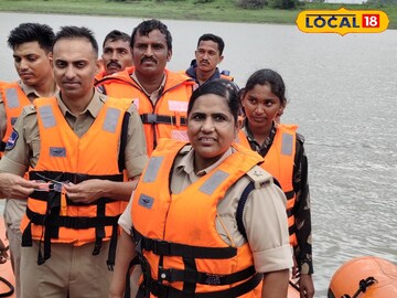 గోదావరి నదిలో పోలీసుల మాక్ డ్రిల్... ఎందుకో తెలుసా?