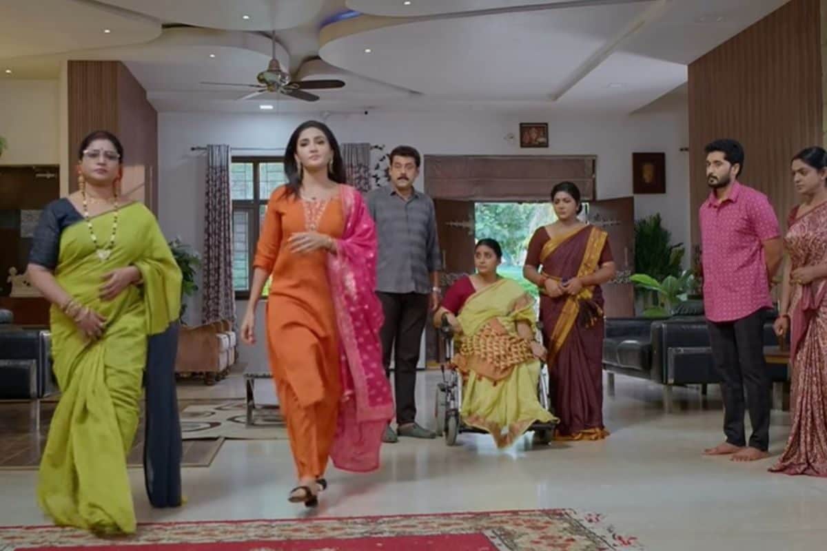 ఆ కార్తీక్ పెద్ద కంత్రీగాడు జ్యోత్స్న... అతని ముందు నీ ఆటలు సాగవు, బ్యాగ్ సర్దేయ్ పాప!