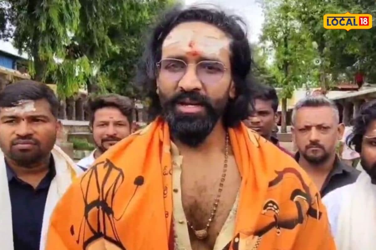 మల్లన్న సేవలో సినీ హీరో మంచు విష్ణు..