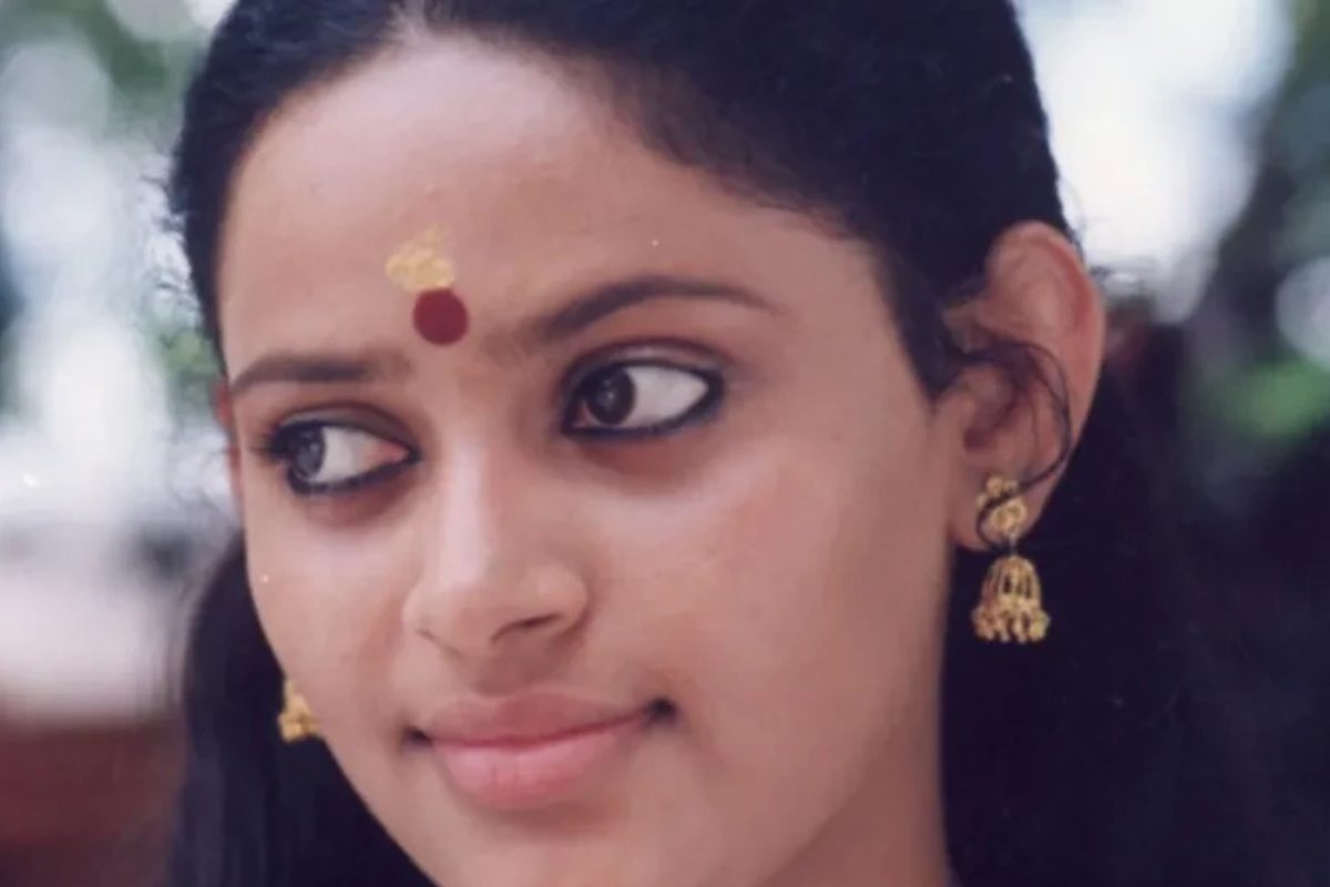 సౌత్ సినిమాల్లో ఆమె రేంజే వేరు, 22 ఏళ్లకే స్టార్‌ స్టేటస్.. చెప్పలేని కష్టాలతో సూసైడ్‌