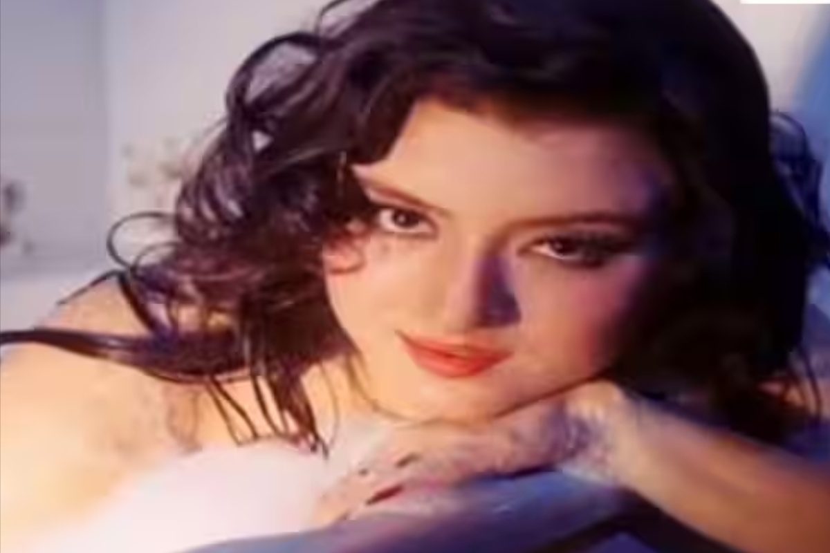 సినీ ఇండస్ట్రీలో ఓ వెలుగు వెలిగి సడెన్‌గా అదృశ్యం.. ఈ హీరోయిన్ అందానికి ఫిదా కానివారే లేరు