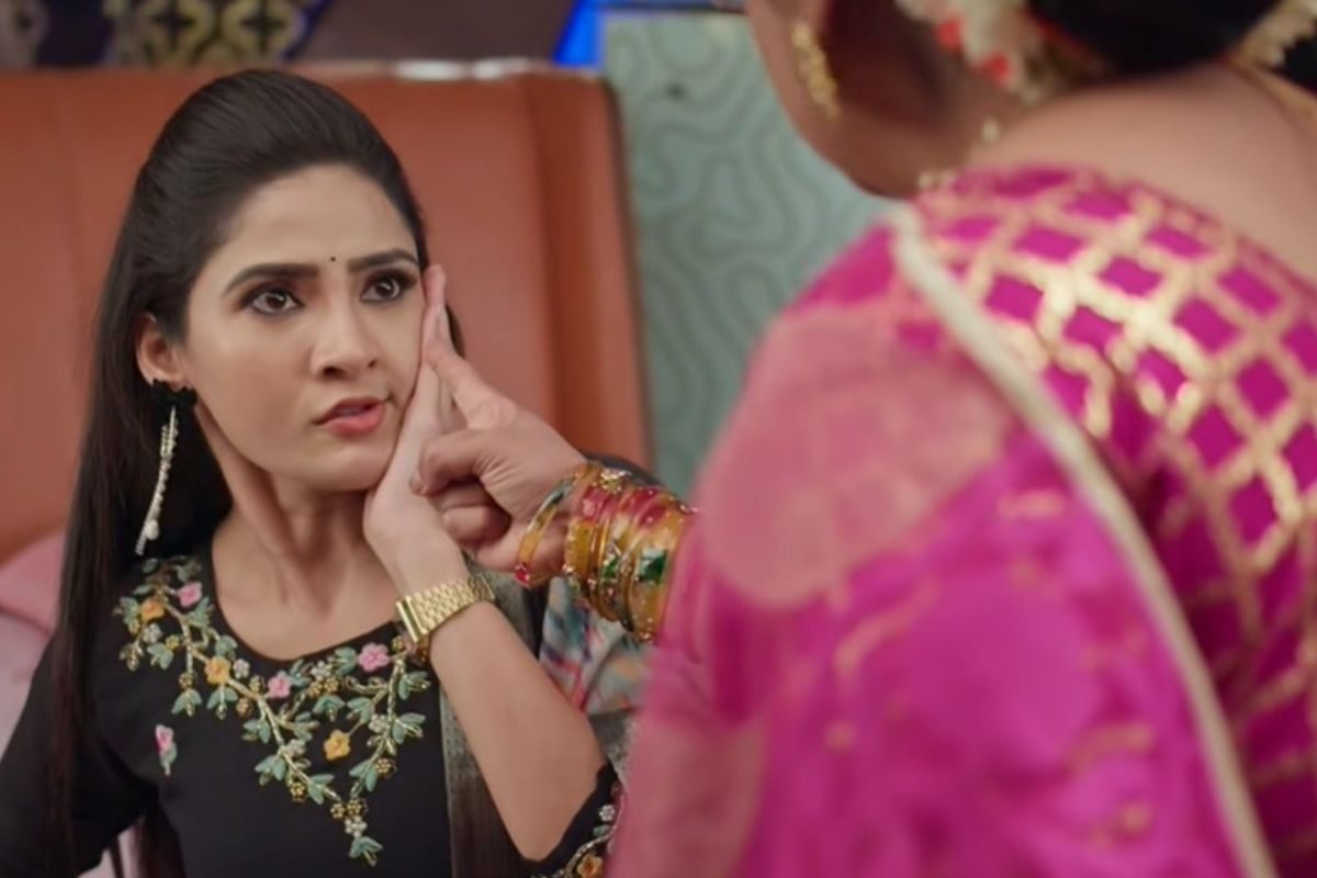 నువ్వు ఇంత శాడిస్ట్‌వి ఏంటే, అసలు వారసురాలిని తీసుకొస్తా.. జ్యోత్స్నకు షాకిచ్చిన పారిజాతం!