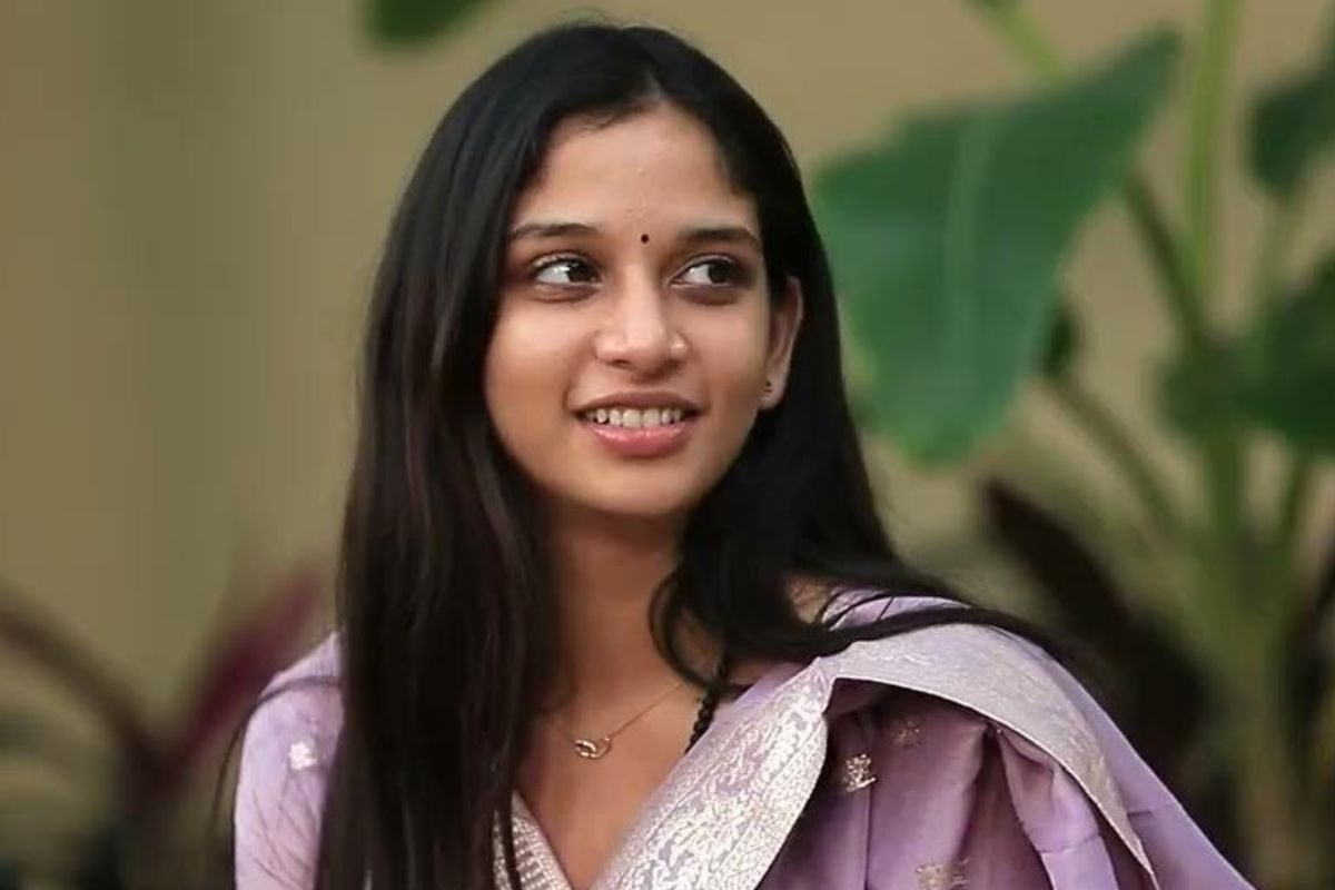 చేసింది ఒకే ఒక్క సినిమా.. కట్ చేస్తే, రూ. 25 లక్షలు పెట్టి కారు కొనుక్కుంది..!