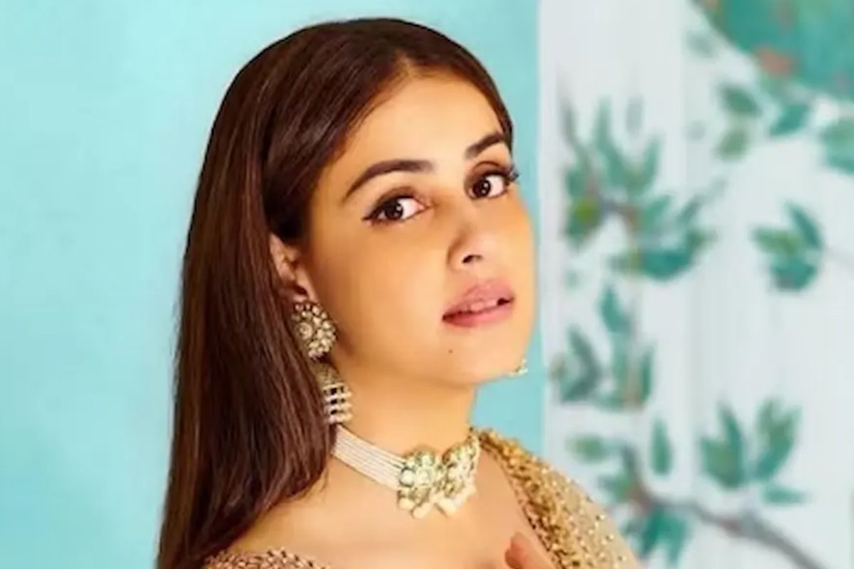 Genelia: 13 ఏళ్ల తర్వాత తెలుగులోకి జెనీలియా రీ ఎంట్రీ.. ఏం మారలేదు బ్రో.. అదే అందం..!