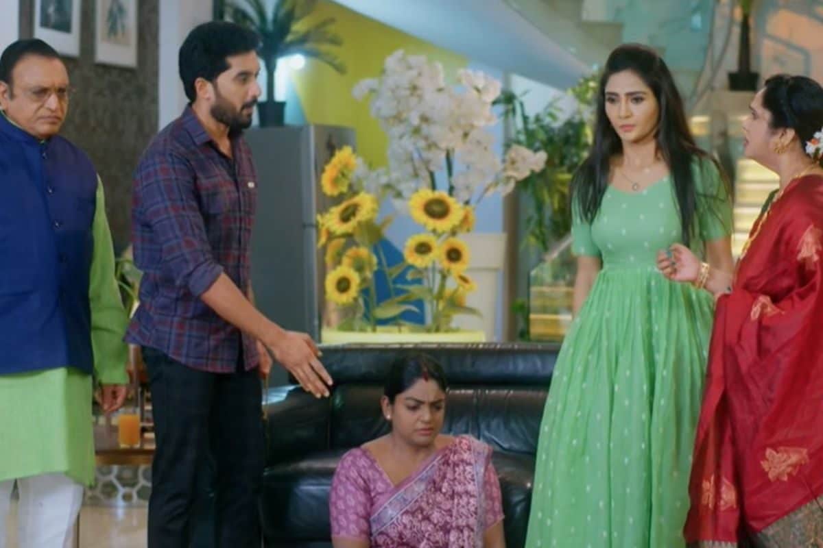 : ఇది కదా ట్విస్ట్ అంటే.. జ్యోత్స్న కుటుంబానికి కార్తీక్ కండిషన్.. ఏం ఉందిరా సీరియల్!