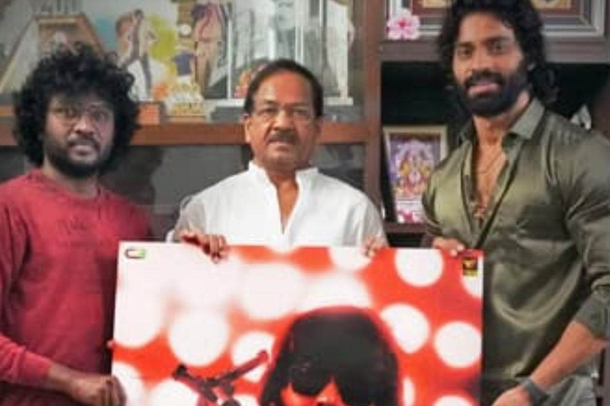 43 మంది కొత్త నటీనటులతో 'మ్యానిప్యూలేటర్'.. బి.గోపాల్ చేతుల మీదుగా ఫస్ట్ లుక్ రిలీజ్