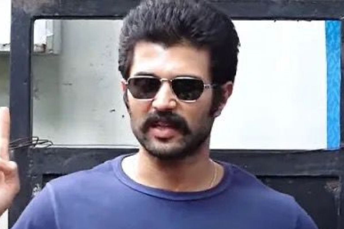 నేను వాటిని మాత్రమే ప్రమోట్ చేశా.. బెట్టింగ్ యాప్స్‌ ఆరోపణలపై విజయ్ దేవరకొండ క్లారిటీ!