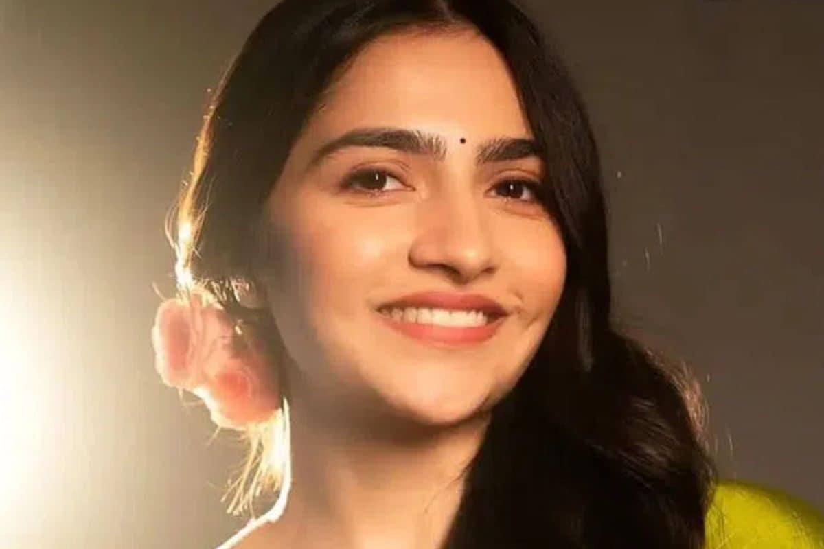 NTR-Neel: ఎన్టీఆర్ 'డ్రాగన్' సినిమాలో కన్నడ బ్యూటీ రుక్మీణీ... ఎట్టకేలకు అఫీషియల్‌గా క్లార