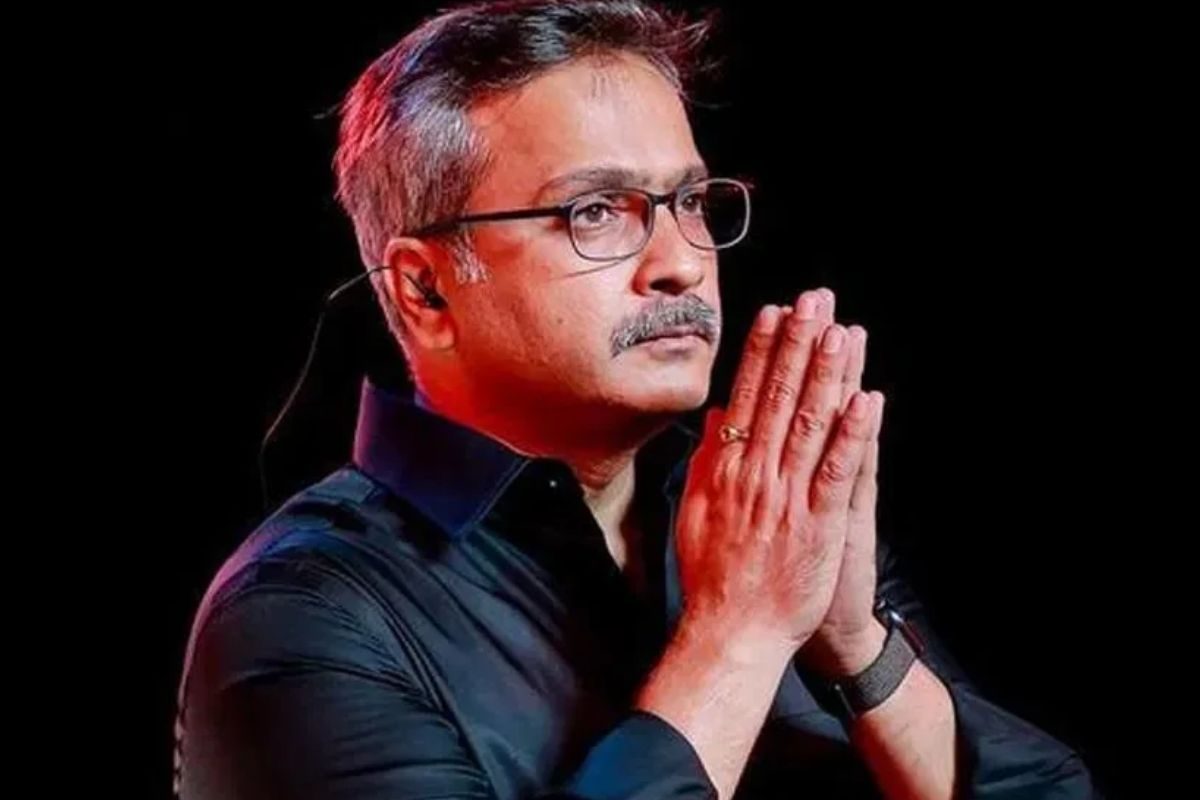 అసిస్టెంట్ డైరెక్టర్‌పై పోలీస్ కేసు పెట్టిన టాలీవుడ్ సింగర్ S.P చరణ్... కారణం ఏంటంటే?