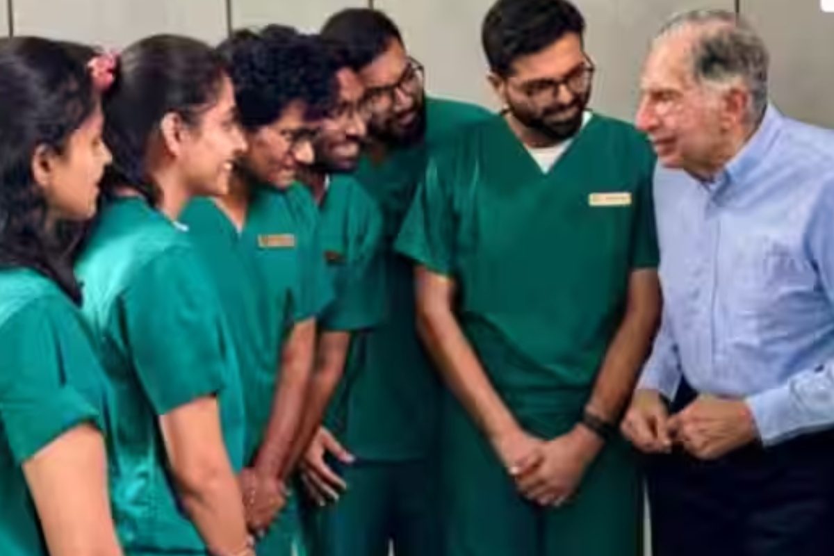 Actor: ఈ హీరో రతన్ టాటా ప్రాణ స్నేహితుడని తెలుసా..? కాలేజీ రోజుల్లో ఆయన రూమ్‌లోనే స్టడీ