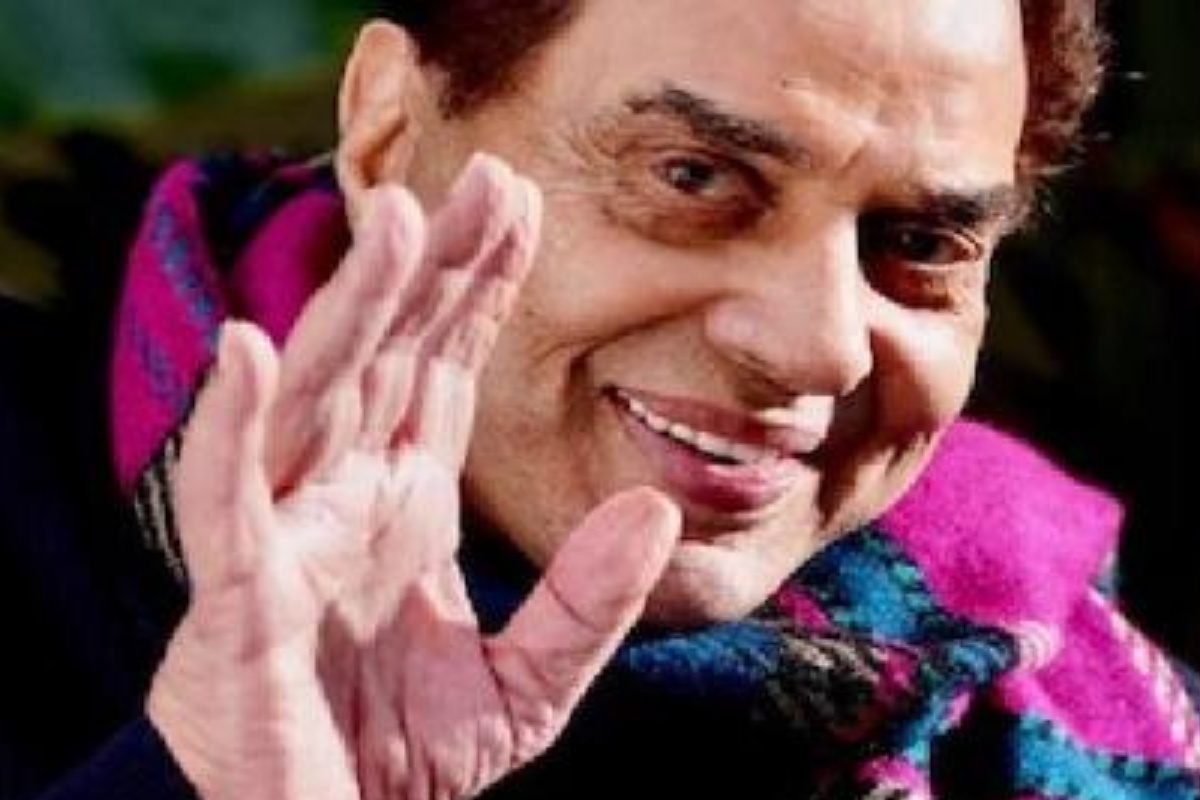 Breaking: సినీ ఇండస్ట్రీలో విషాదం.. దిగ్గజ నటుడు ధర్మేంద్ర కన్నుమూత