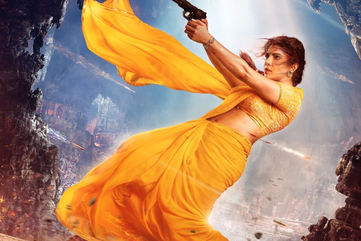 మందాకినిగా ప్రియాంక చోప్రా.. జక్కన్న ఇదెక్కడి మాస్ అన్న! రచ్చలేపినవ్ పో పోస్టర్‌తో...