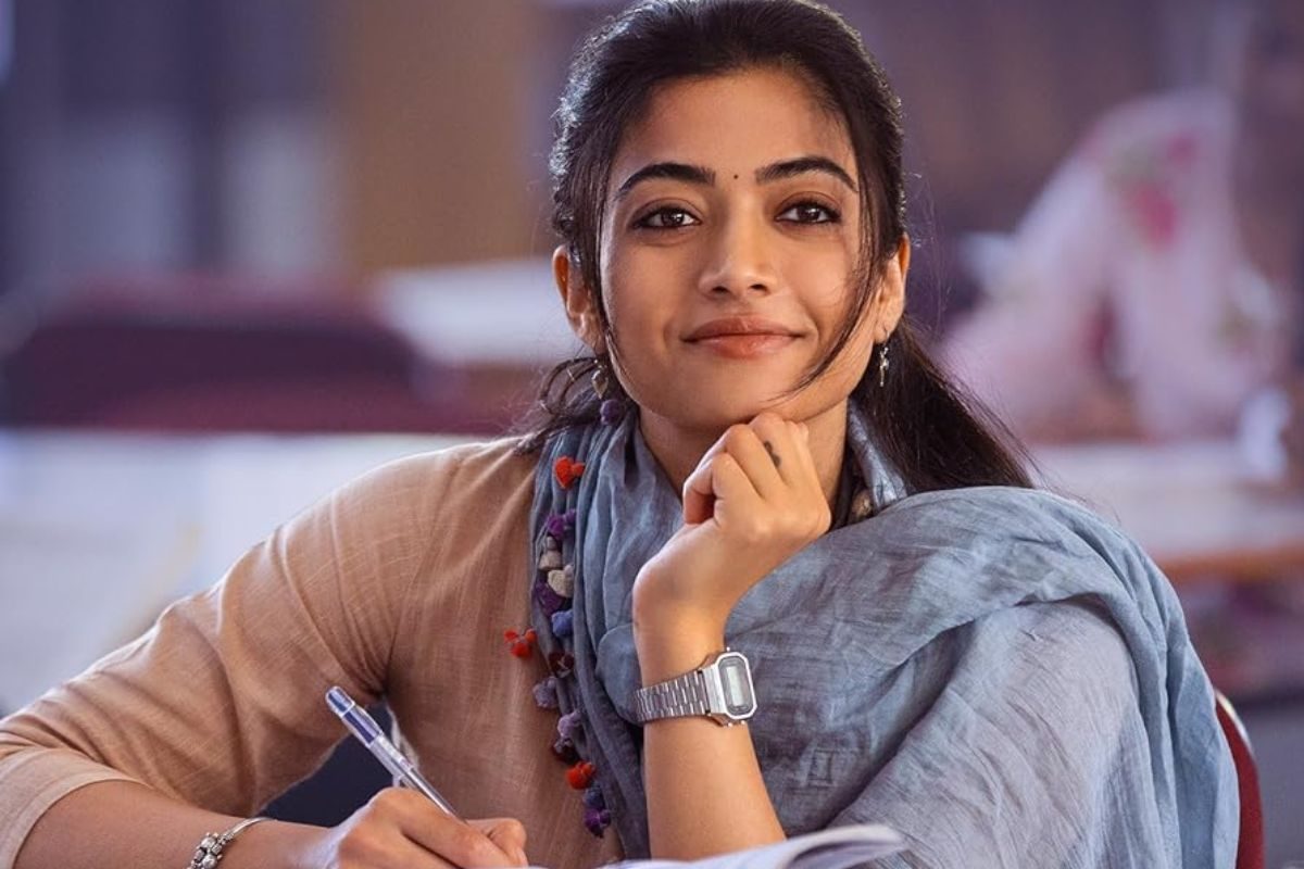 నెలతిరక్కుండానే ఓటీటీలోకి వచ్చేస్తున్న 'ది గర్ల్‌ఫ్రెండ్' మూవీ.. స్ట్రీమింగ్ ఎప్పుడంటే?