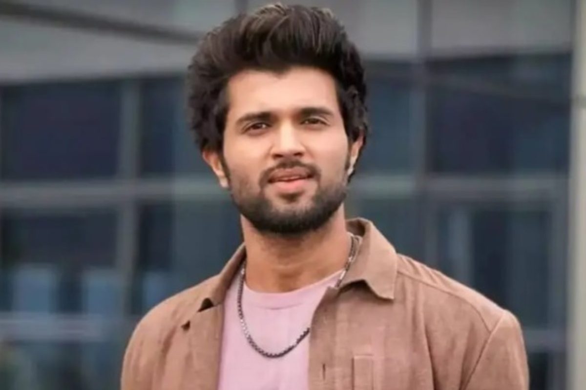 Online Betting App Case: సిట్ విచారణకు హాజరైన విజయ్‌ దేవరకొండ.. ఆయన రియాక్షన్ ఏంటంటే..!