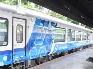 Indian Railways: ఆ పాపులర్ ట్రైన్ మళ్లీ వచ్చేసింది... ఇక టూరిస్టులకు పండగే (ప్రతీకాత్మక చిత్రం)