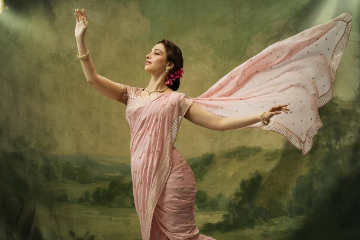 'శాంతారామ్' బయోపిక్‌లో టాలీవుడ్ మిల్క్ బ్యూటీ తమన్నా.. సిద్ధాంత్‌కి రెండో భార్యగా..!