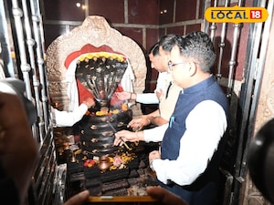 నాగోబాకు పూజ చేస్తున్న కలెక్టర్, పీఓ, ఎస్పీ