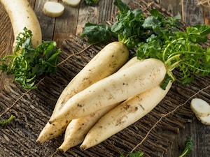Radish Food Combinations Uncovered: Mixing With Milk, Orange, or Tea May Trigger Gas, Heartburn