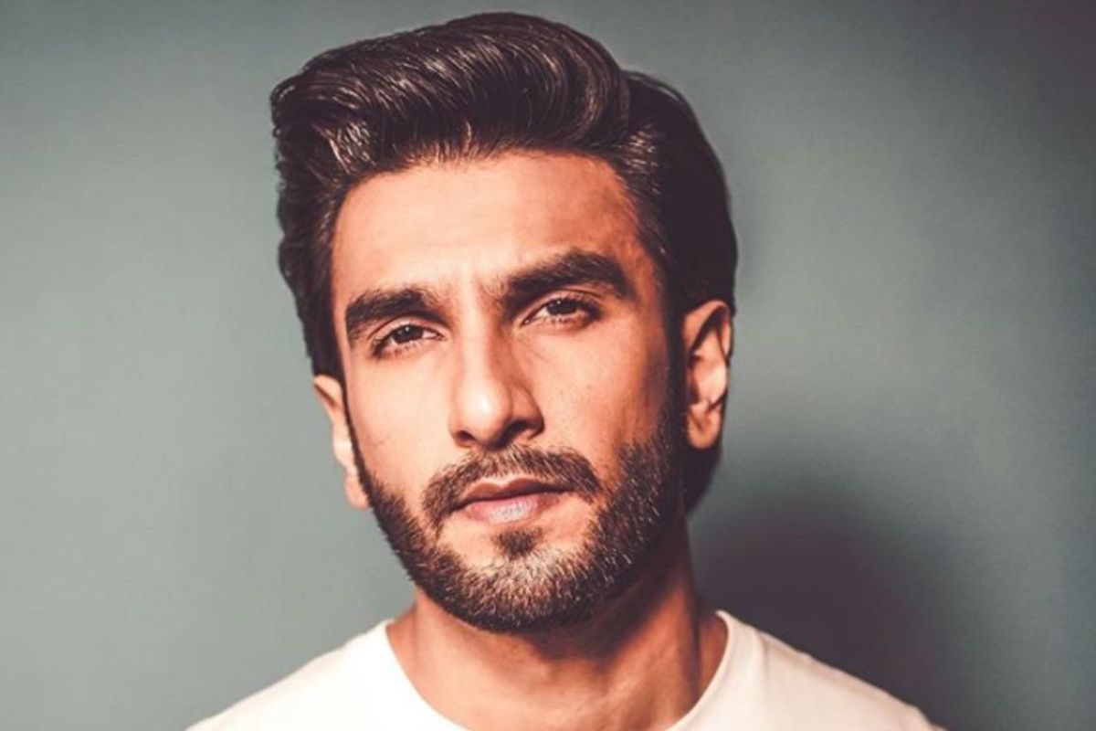 క్షమాపణలు చెప్పిన రణ్ వీర్ సింగ్.. ఎవరినీ బాధ పెట్టాలని కాదంటూ పోస్ట్.. అసలేం జరిగిందంటే?