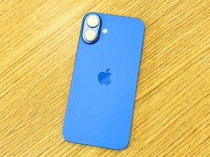 iPhone Craze: ఎన్ని కొత్త ఫోన్లు వచ్చినా ఈ పాత ఐఫోన్ క్రేజ్ మాత్రం తగ్గట్లేదు (ప్రతీకాత్మక చిత్రం)