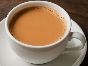 Reheating Tea: More Dangerous Than Snake Venom? Viral Post Warns of Health Risks