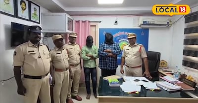 రోడ్డుపై కోడిని కోసి రక్తాభిషేకం.. తిరుపతిలో కలకలం..!