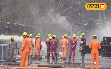 కోనసీమలో ఓఎన్జిసి బావికి బోప్ని అమర్చిన ప్రతినిధులు. పూర్తిగా అదుపులోకి మంటలు