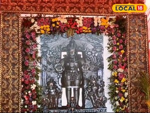 పోటెత్తిన సామాన్య భక్తులు మరియు విఐపి లు 