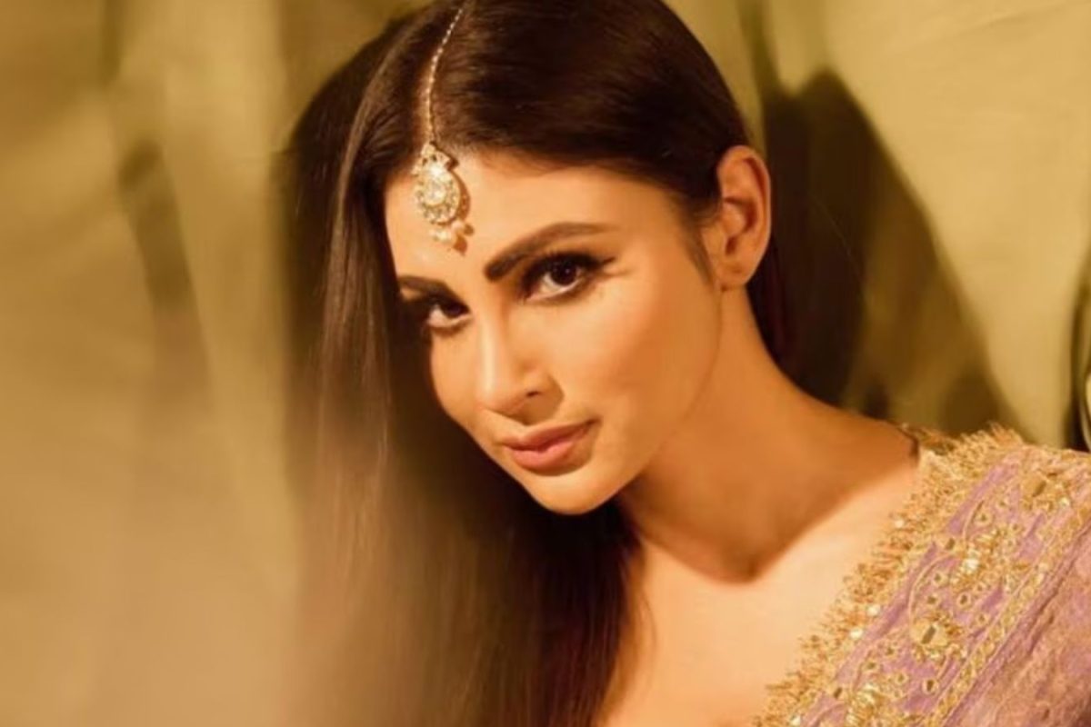 Tollywood: తాత వయసున్న ఇద్దరు అసభ్యకరంగా తాకారు.. మెగా బ్యూటీ పోస్ట్ వైరల్!