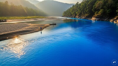 मेघालय की लुखा नदी: भारत की 'ब्लू रिवर' और इसके नीले रंग का वैज्ञानिक रहस्य