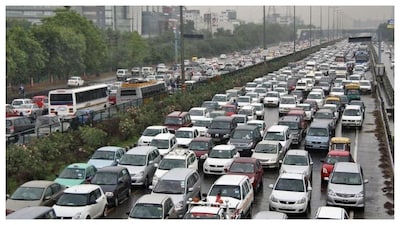 republic day 2026 : గణతంత్ర దినోత్సవ వేడుకలకు దిల్లీ సిద్ధమవుతోంది. ఈ క్రమంలో దేశ రాజధానిలో ఆంక్షలు విధించారు. ట్రాఫిక్ కోసం ప్రత్యేక ప్రణాళికను రూపొందించారు. 22 ప్రాంతాల్లో నూతన పార్కింగ్ జోన్లు ఏర్పాటు చేశారు.