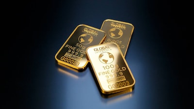 SGBs vs. Physical Gold: Key Tax Changes & Why They're Still a Smart Buy
