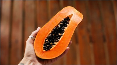 Avoid These 6 Foods with Papaya to Prevent Hospital Visits