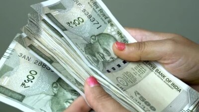 महंगाई का असर: 2040 में 1 करोड़ रुपये की कीमत आज के 50 लाख के बराबर होगी.