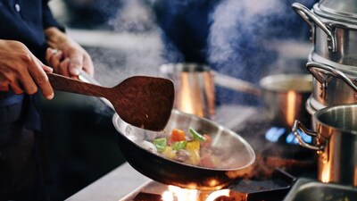 इन खाद्य पदार्थों को दोबारा गर्म करने से बचें: जहर के समान, तुरंत फेंक दें.