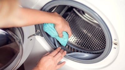चमकीले, मुलायम कपड़ों के लिए: वॉशिंग मशीन में डिटर्जेंट के साथ यह घरेलू नुस्खा आजमाएं