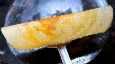 क्रिस्पी डोसा के राज: सुनहरा और कुरकुरा डोसा बनाने के लिए बस यह एक चीज़ मिलाएं.