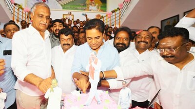 केटीआर का रेवंत रेड्डी पर हमला: "हमारा वंश योद्धाओं का, तुम्हारा गद्दारों का".