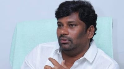 मंत्री के काफिले पर हमले के मामले में पूर्व विधायक बाल्का सुमन गिरफ्तार.