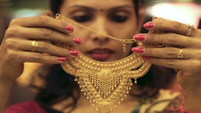 Gold Loan: బంగారు రుణాలపై కీలక నివేదిక.. ఆ వివరాలు చూస్తే సామాన్యుడికి మతిపోవాల్సిందే!