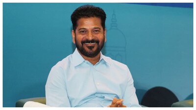 Telangana Municipal Elections: రాష్ట్రంలో జరిగిన మున్సిపల్ ఎన్నికల్లో కాంగ్రెస్ పార్టీ అత్యధిక ప్రాంతాల్లో గెలిచి అద్భుతమైన విజయాన్ని అందుకుంది. ముందు కాంగ్రెస్ పార్టీ ఒక ప్రత్యేక ప్రణాళికతో ఎన్నికలోకి రంగంలోకి దిగింది. కాంగ్రెస్ వ్యూహంలో సీఎం రేవంత్ రెడ్డి పాత్ర ఏంటి?