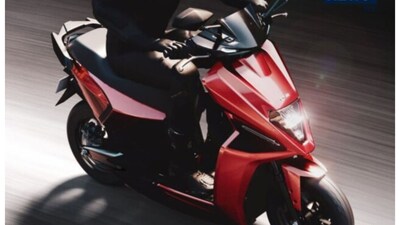 Fast Charging Scooters: ఫాస్ట్‌గా ఛార్జింగ్ ఎక్కే ఎలక్ట్రిక్ స్కూటర్స్ ఇవే.. టాప్- 5 మోడల్స్‌పై లుక్కేయండి!