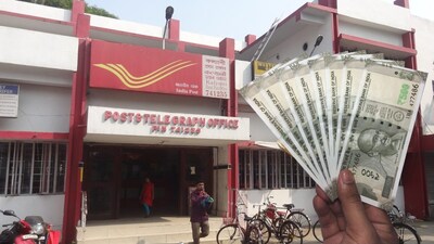 Monthly Income Scheme: మీ అకౌంట్‌లో రూ.9,250 జమ చేసే పోస్ట్ ఆఫీస్ స్కీమ్... ఒక్కసారి కాదు ప్రతీ నెలా డబ్బులు (ప్రతీకాత్మక చిత్రం)