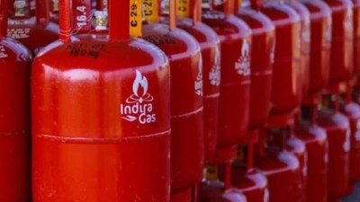 Vijayawada Gas Crisis: Hotels Face Closure, Black Market Booms Amid Shortage