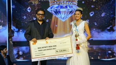 दीप्ती श्रीरंगम मिस इन्फिनिटी ऑफ इंडिया बनली, कोटी यांच्या उपस्थितीत सन्मान