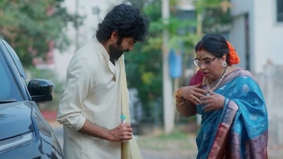 Karthika Deepam: Dasu Deceives Mother, Parijatham Blurs Out Truth in Confusion!