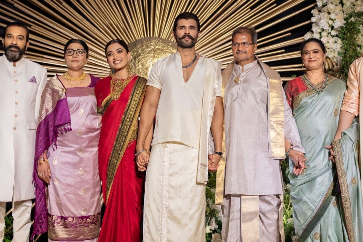 Vijay-Rashmika Reception: అంగరంగ వైభవంగా విజయ్ దేవరకొండ, రష్మిక మందన్నాల రిసెప్షన్.. దిగొచ్చిన టాలీవుడ్ తారా తోరణం.. ఫోటోలు ఇవే..!