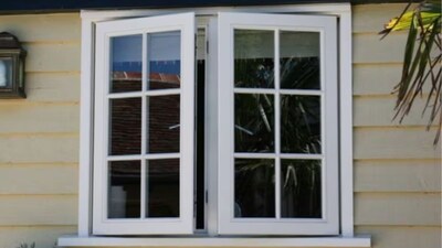 उन्हाळ्यात घराच्या खिडक्यांचा योग्य वापर करा, AC-कूलरची गरज भासणार नाही.