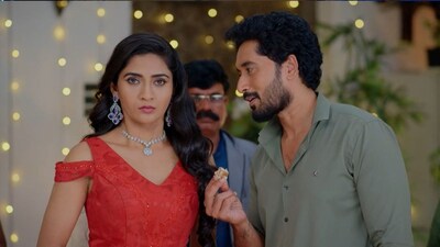 कार्तिकने ज्योत्स्नाच्या विष प्रकरणाचा पर्दाफाश केला, कार्तिका दीपममध्ये दीपाला वाचवले