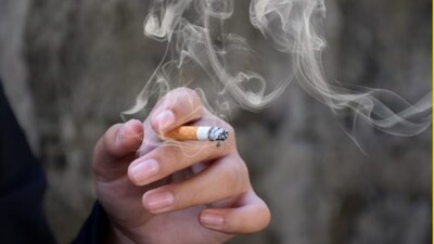 Smoking After 30? Heart Attack Risk Soars, Study Warns Men